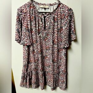 LOFT Black and Pink Flutter Sleeve, Ruffles around neck Lined Dress. Size SP